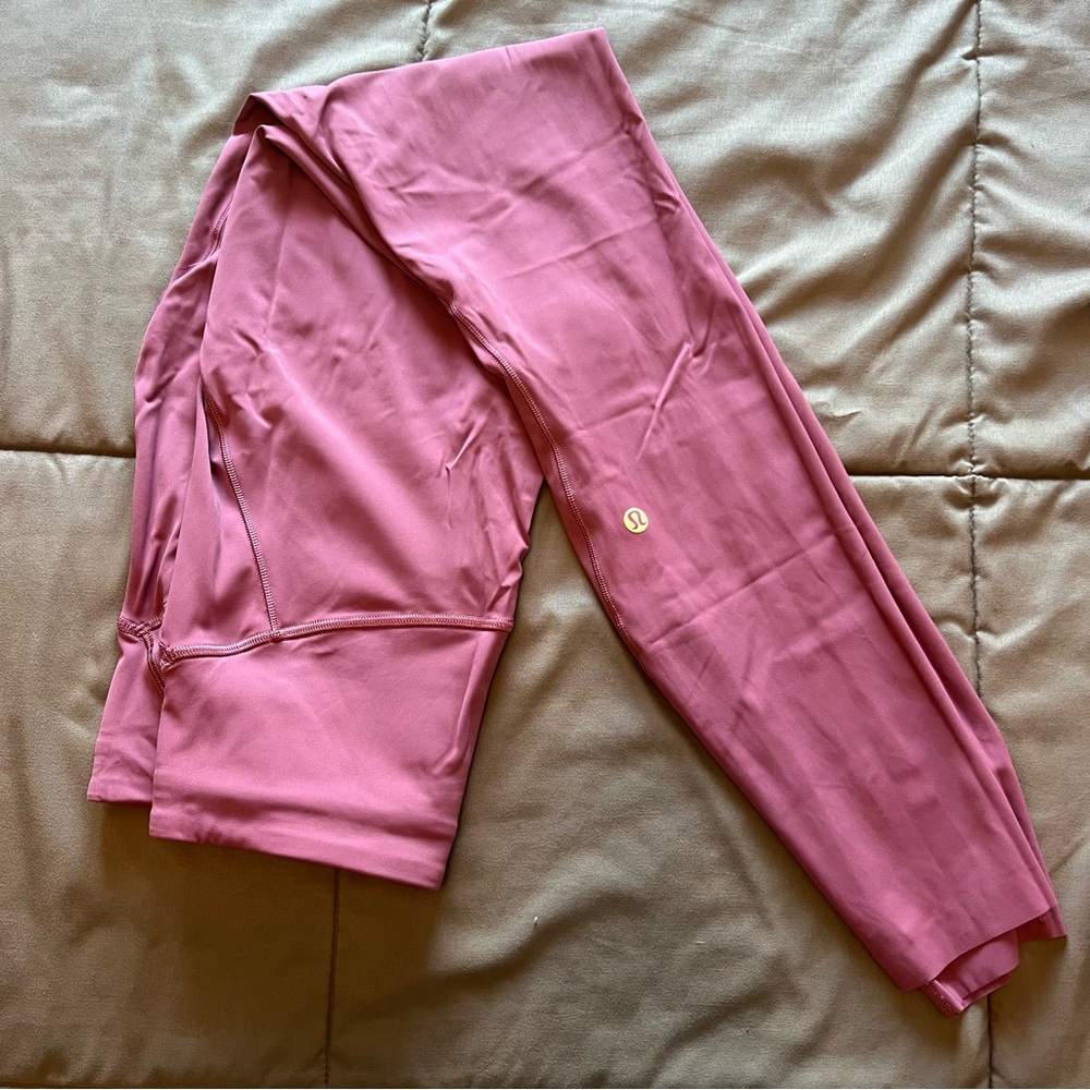 Lululemon base pace legging